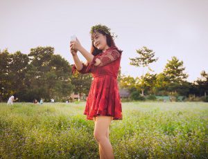 croppedgirl3640395 1920